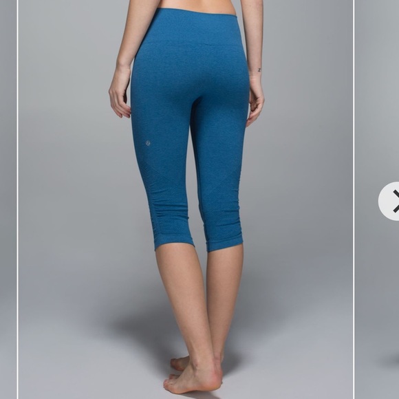 Ebb to Street Crop - Picture 4 of 8